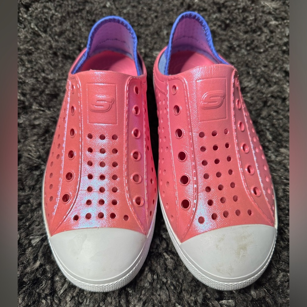 Sketchers Foamies slip on